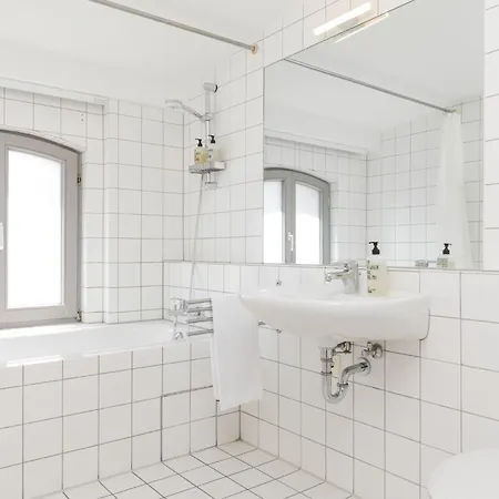 Josty Brauerei Apartman *
