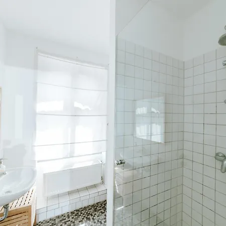 Josty Brauerei Apartman *
